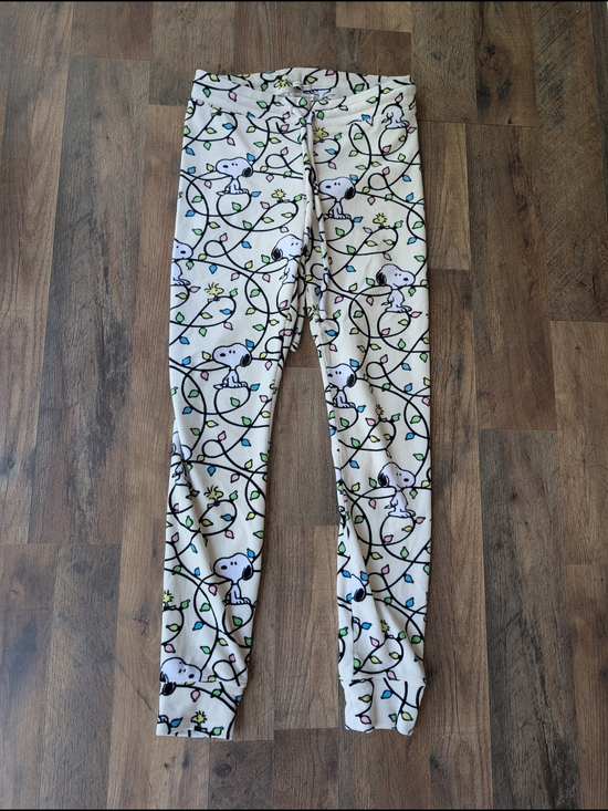 American Eagle Outfitters Other - American Eagle Outfitters Cream Snoopy Holiday Light Print Pajama Leggings